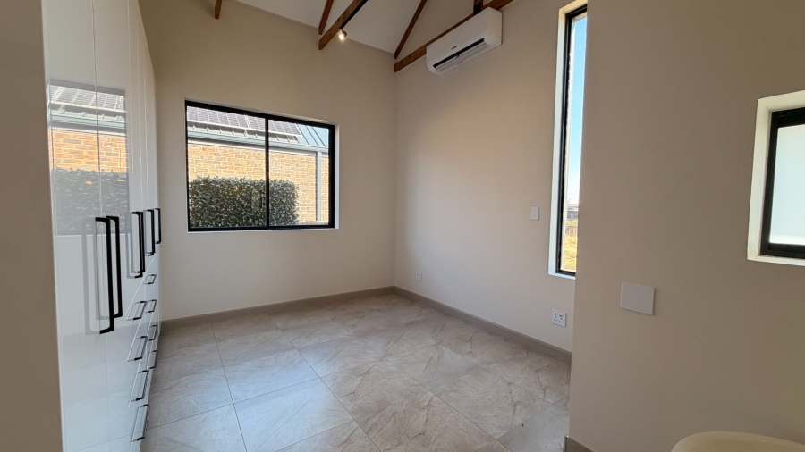 3 Bedroom Property for Sale in Helderzicht Eco Estate North West